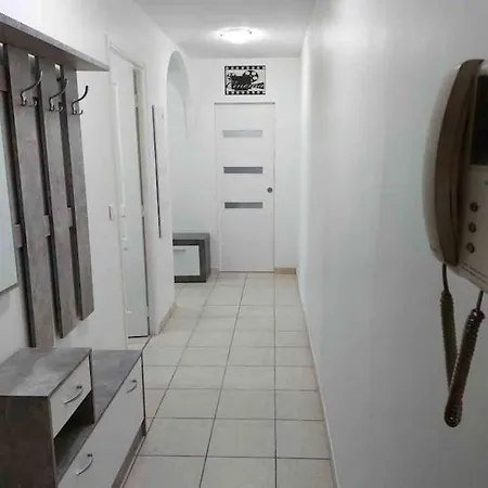 Modern One Bedroom Apartment In Cannes Esterno foto